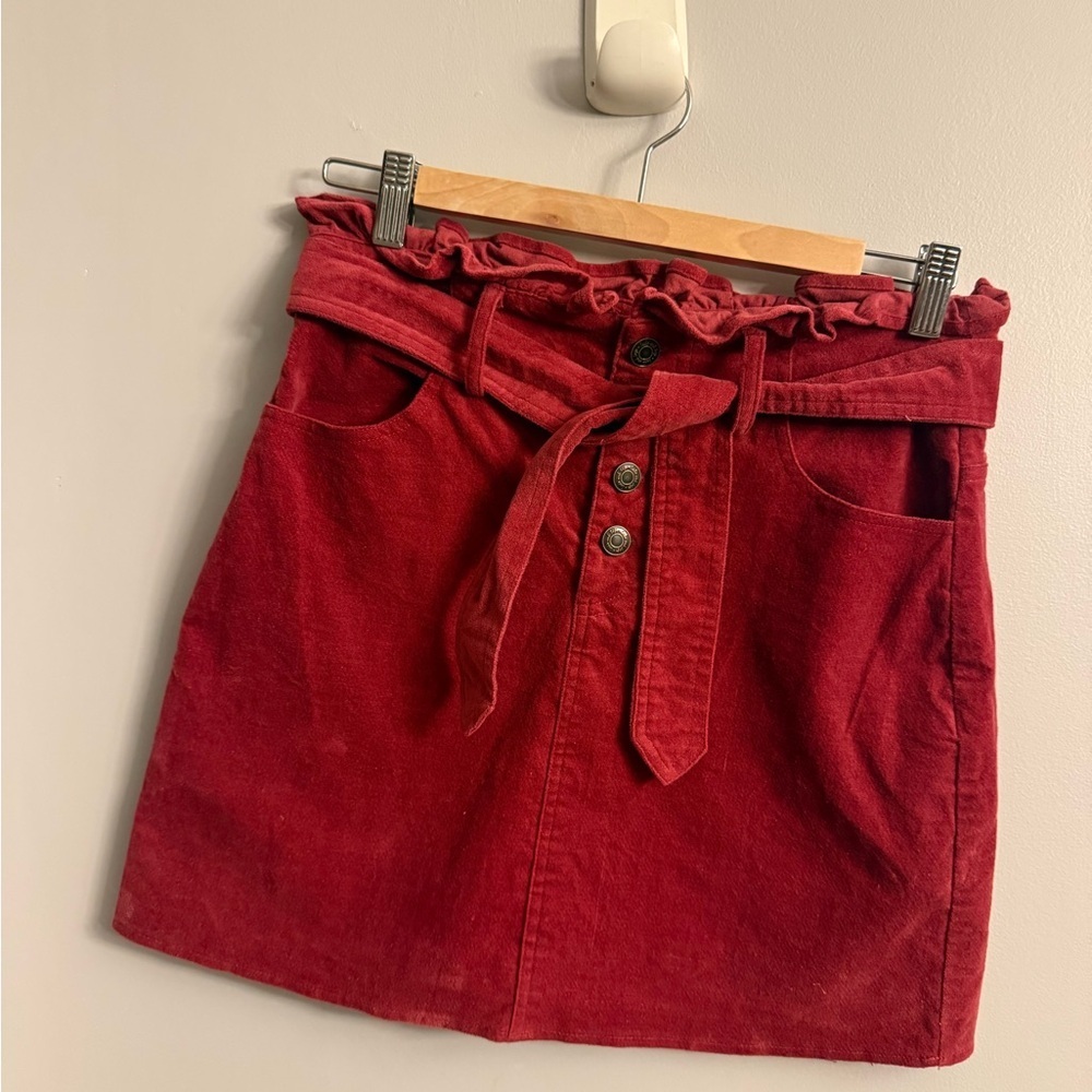 Sadie & Sage Red Corduroy Paperbag Mini Skirt – Size M